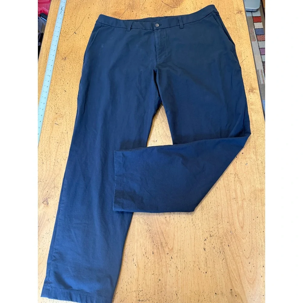Lululemon Commission Pant Classic 40x31 Dark Gray Warpstreme Chino Trousers
